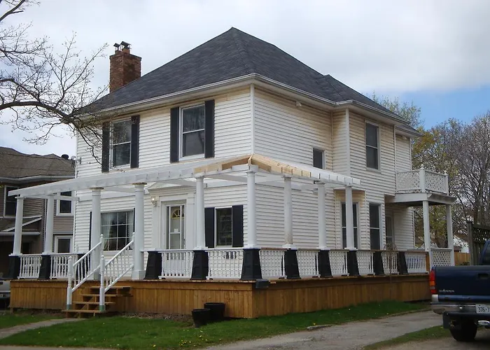 Somewhere In Time Bed And Breakfast Niagara Falls
